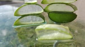 Discover 15 effective home remedies for stomach acidity to relieve heartburn and indigestion naturally using simple, safe ingredients at home.